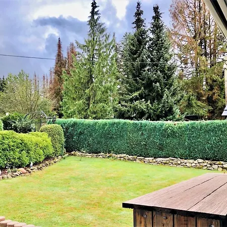 Semesterbostad Casita - Sterneferienhaus Mit Garten, Sauna Und Wallbox Kirburg